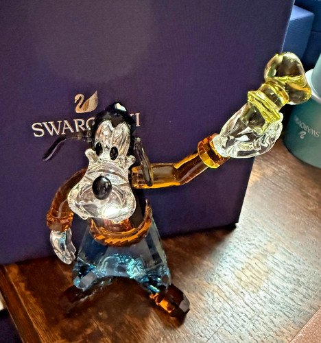 Swarovski crystal disney pippo - crystal,