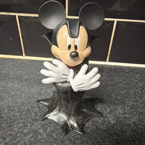 Disney soap studio - studio, vampire